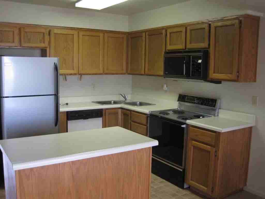 1981 Village Cir - Photo 3 of 10