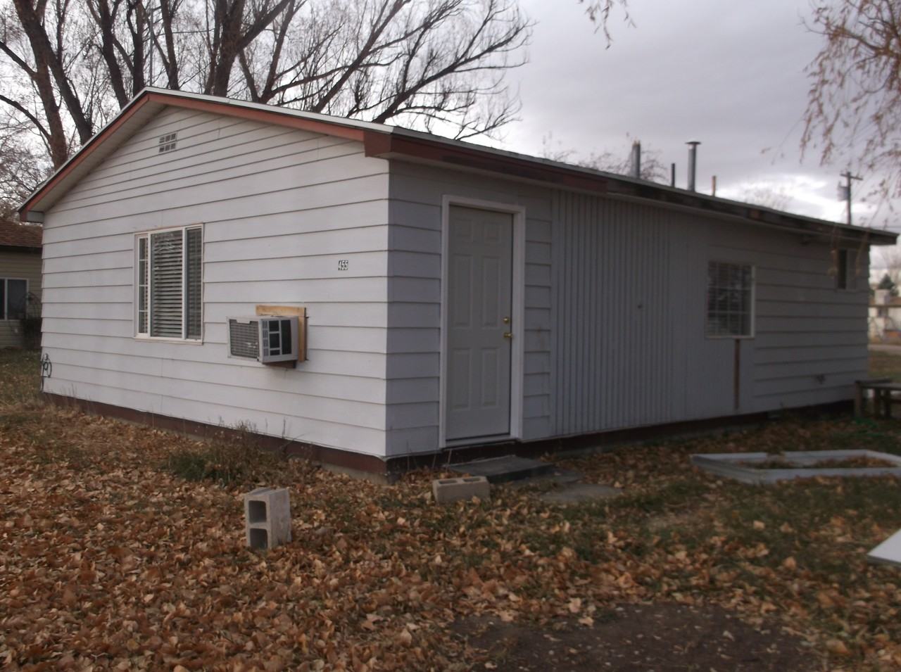 455 E 100 S - Photo 2 of 8