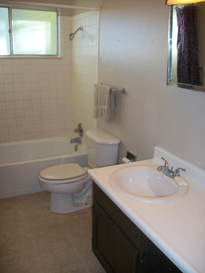 3932 Farabaugh Ln - Photo 2 of 5