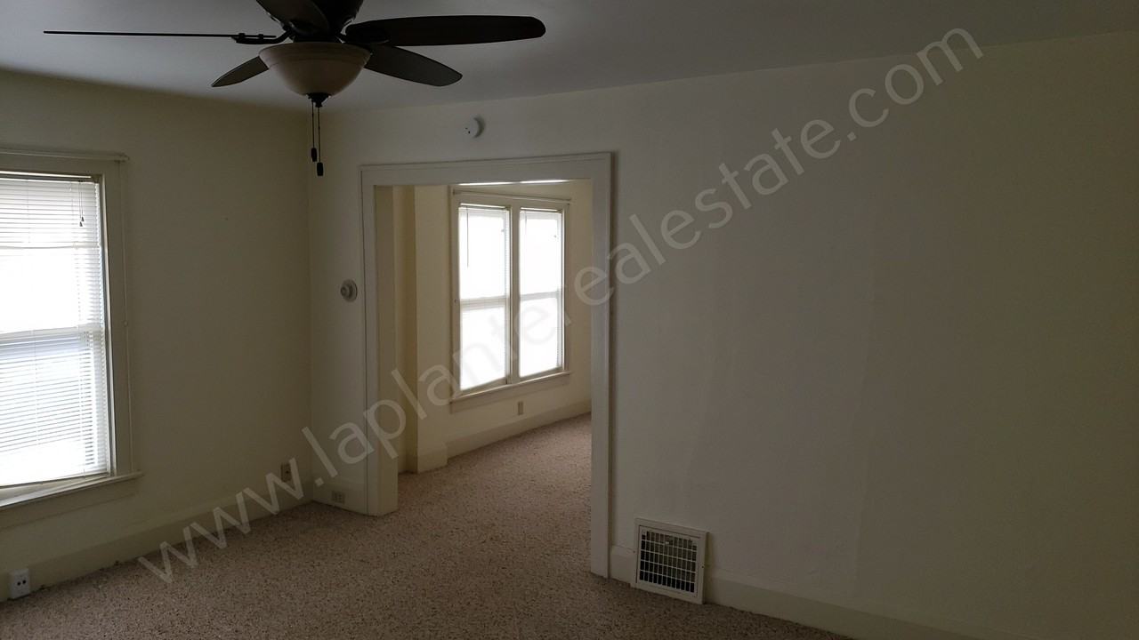 715 Michigan Ave Lowr - Photo 3 of 10