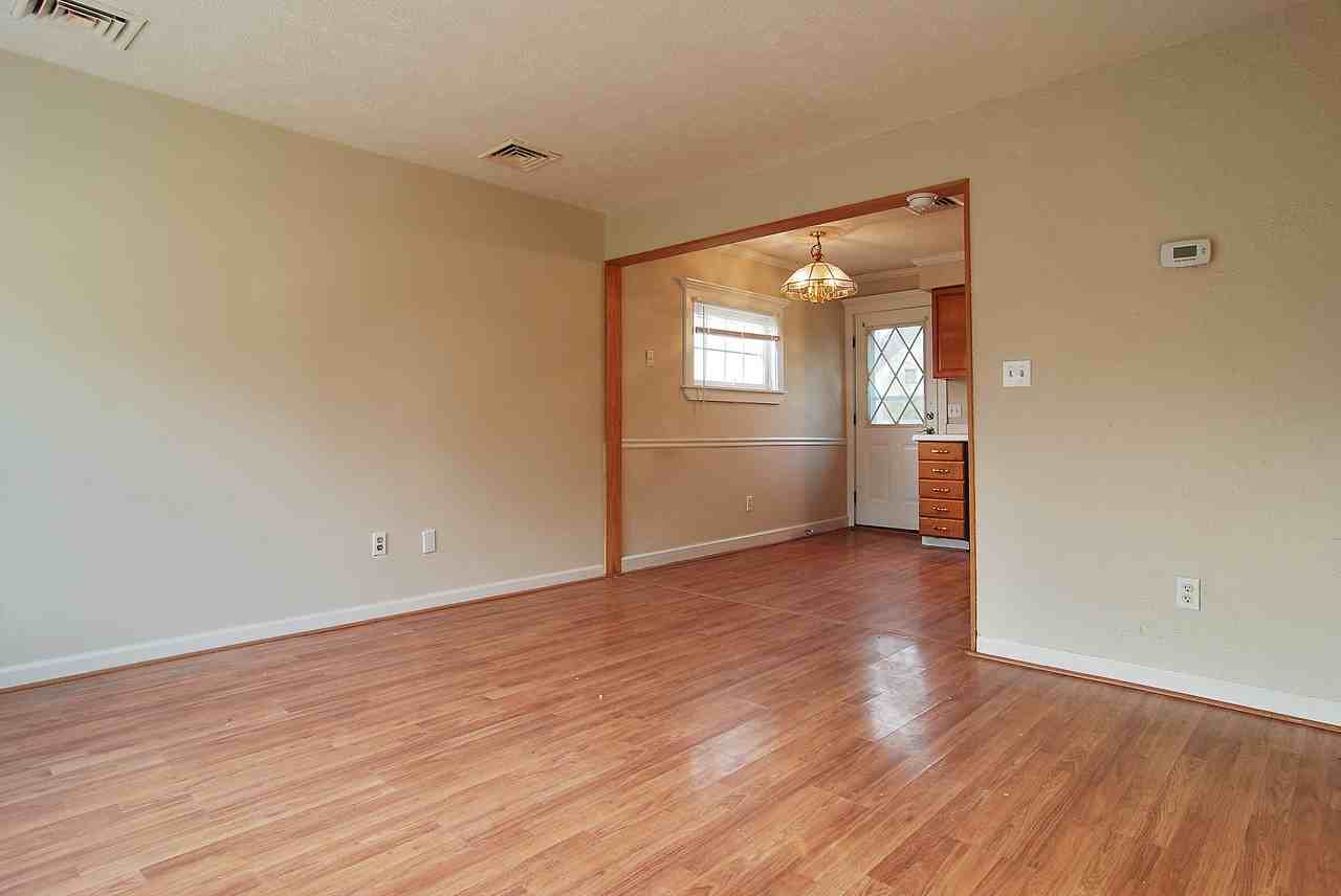3791 Sleepy Hollow Rd - Photo 2 of 22