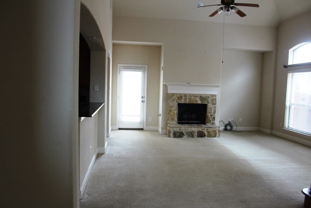 7060 Sea Star Dr - Photo 2 of 19