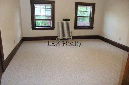61 Judkins St - Photo 3 of 20