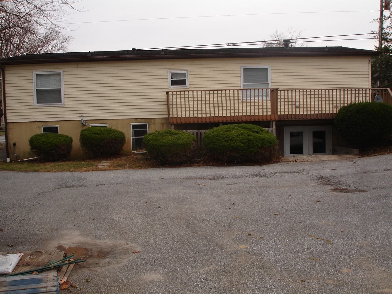 1058 Georgetown Rd - Photo 2 of 7