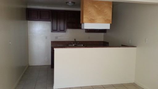 1812 W Neighbors Ave #2 - Photo 3 of 13