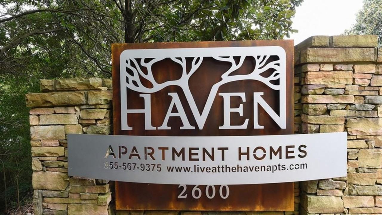 2600 Waterford Place - Photo 2 of 24