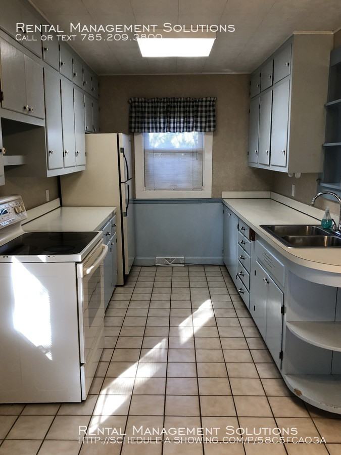 9749 Us Highway 24 - Photo 2 of 17