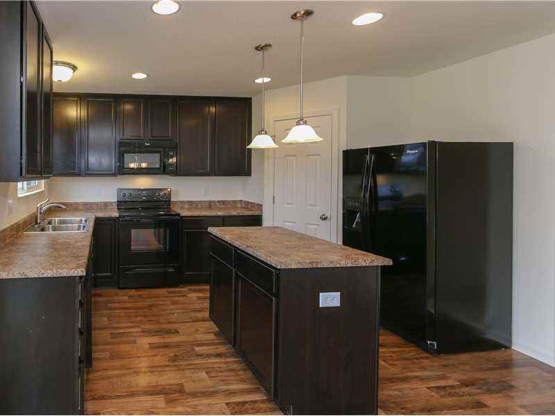 2536 Autumn Rd - Photo 3 of 22