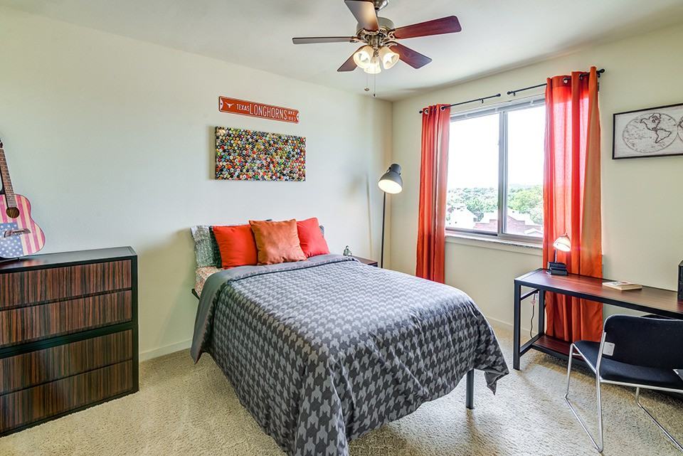 Venue on Guadalupe - Photo 5 of 72