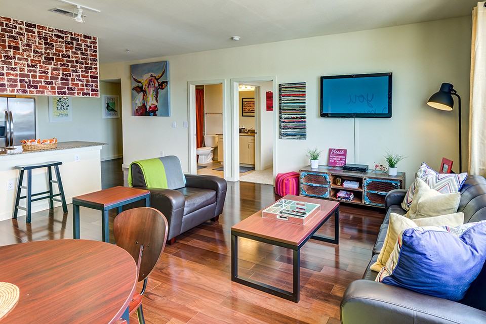 Venue on Guadalupe - Photo 6 of 72