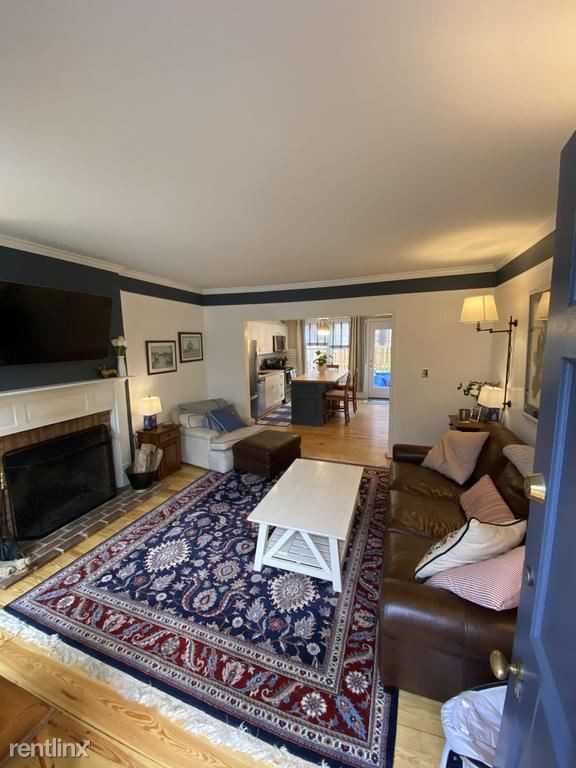 145 W Hill St - Photo 2 of 23