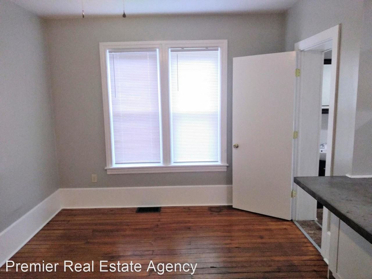 686-690 First Avenue - Photo 3 of 8