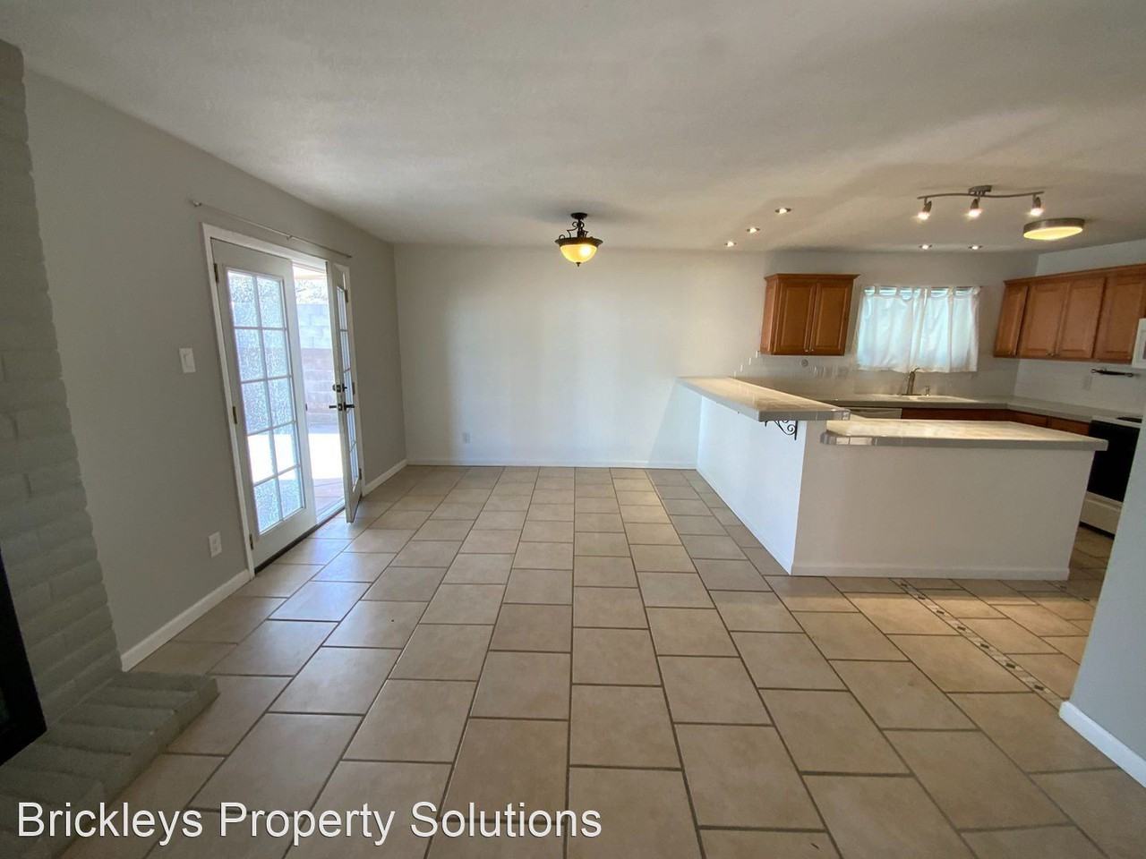 4921 Golden Thread Dr Ne - Photo 3 of 18