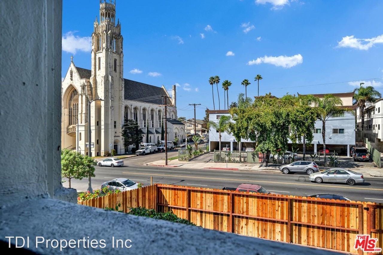 4014 W Adams Blvd - Photo 3 of 23