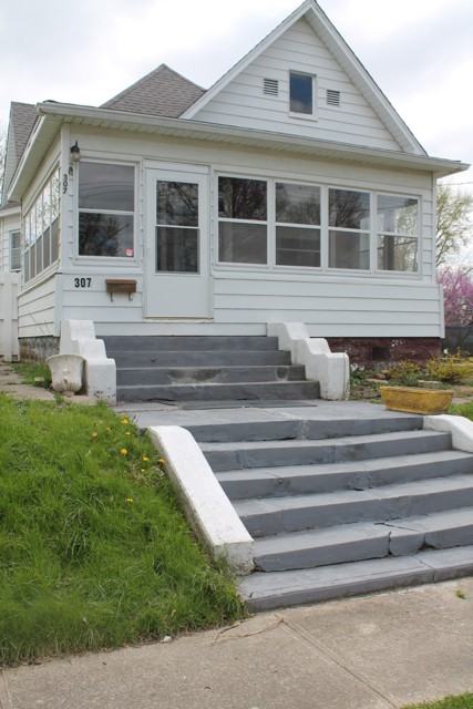 307 W Broadway Blvd - Photo 5 of 34