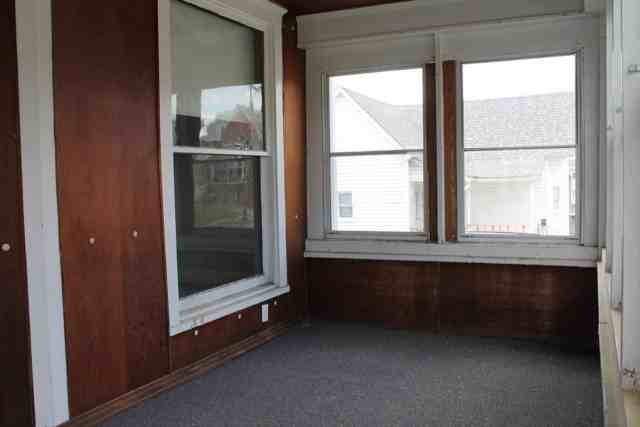 307 W Broadway Blvd - Photo 6 of 34