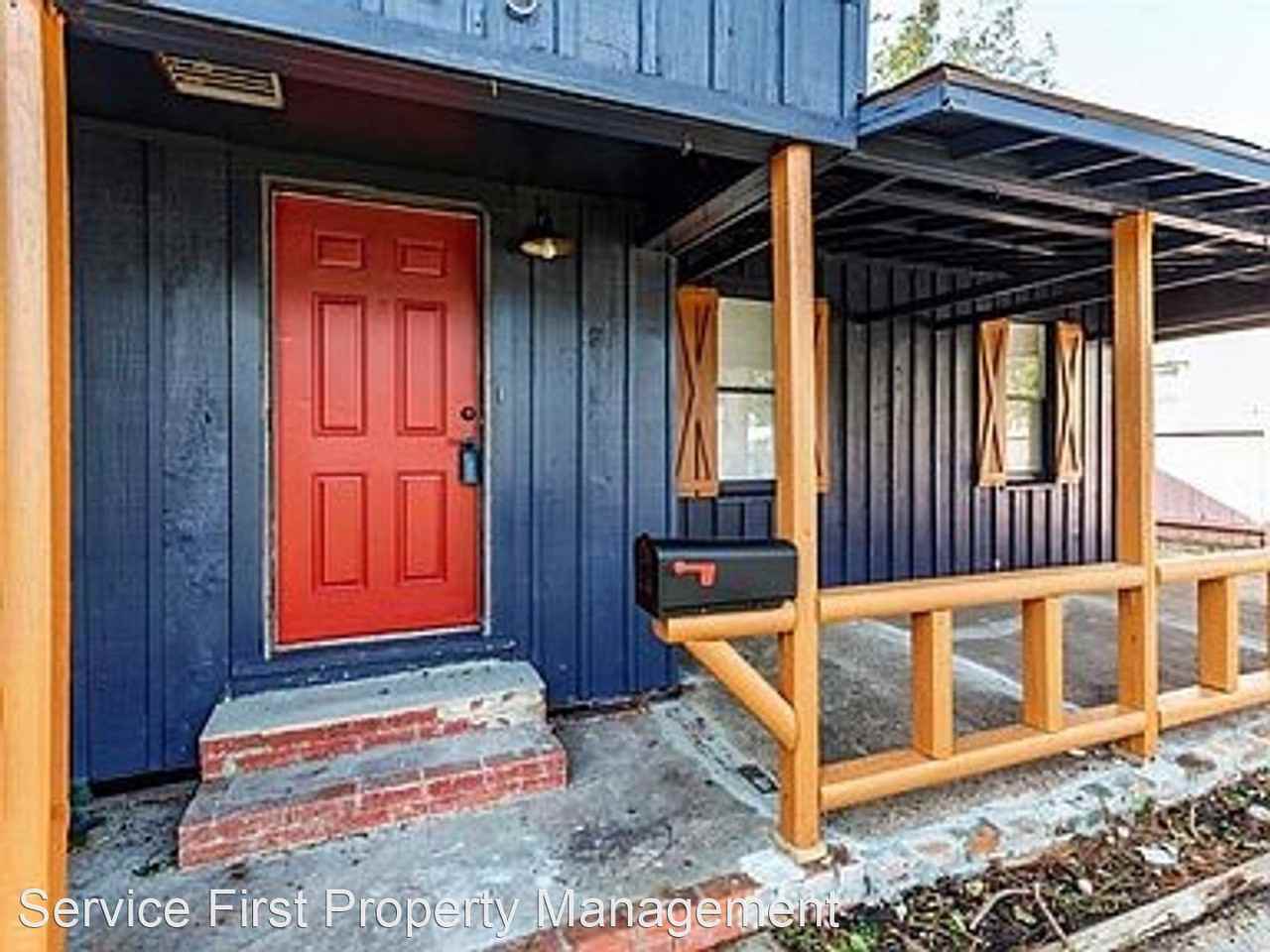 3225 East Dr - Photo 3 of 17