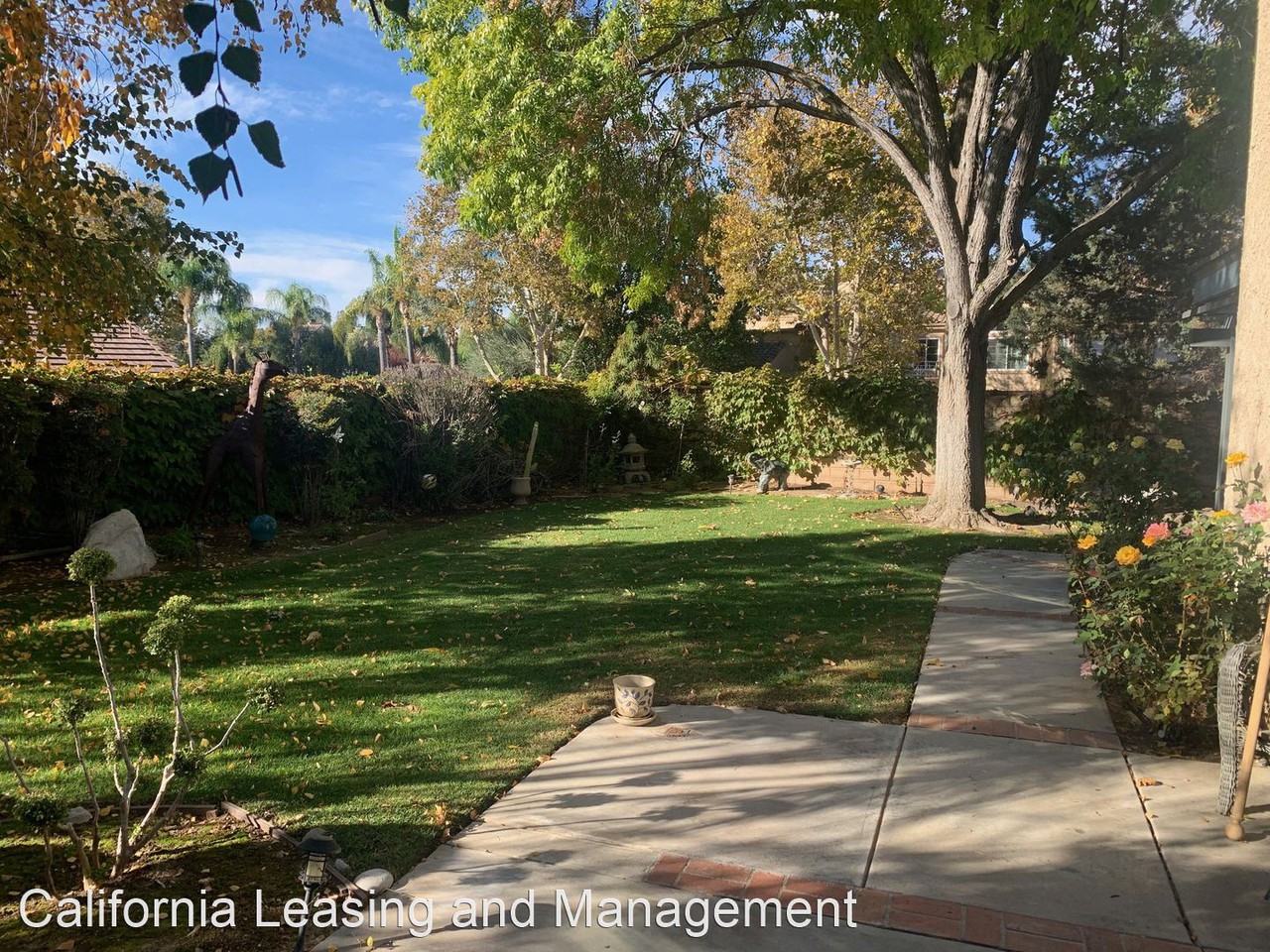 26181 Montolla Ln - Photo 2 of 5