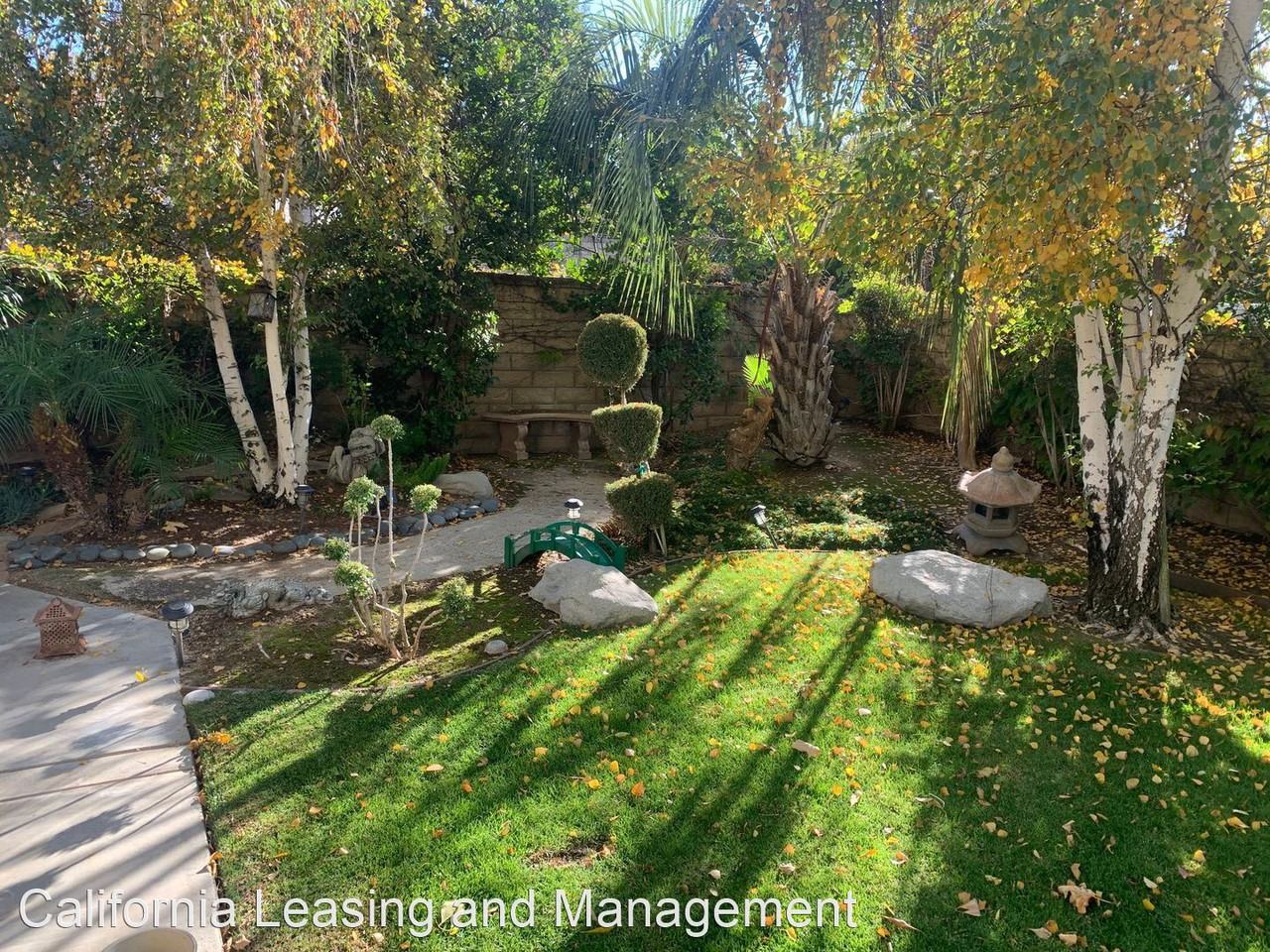 26181 Montolla Ln - Photo 3 of 5