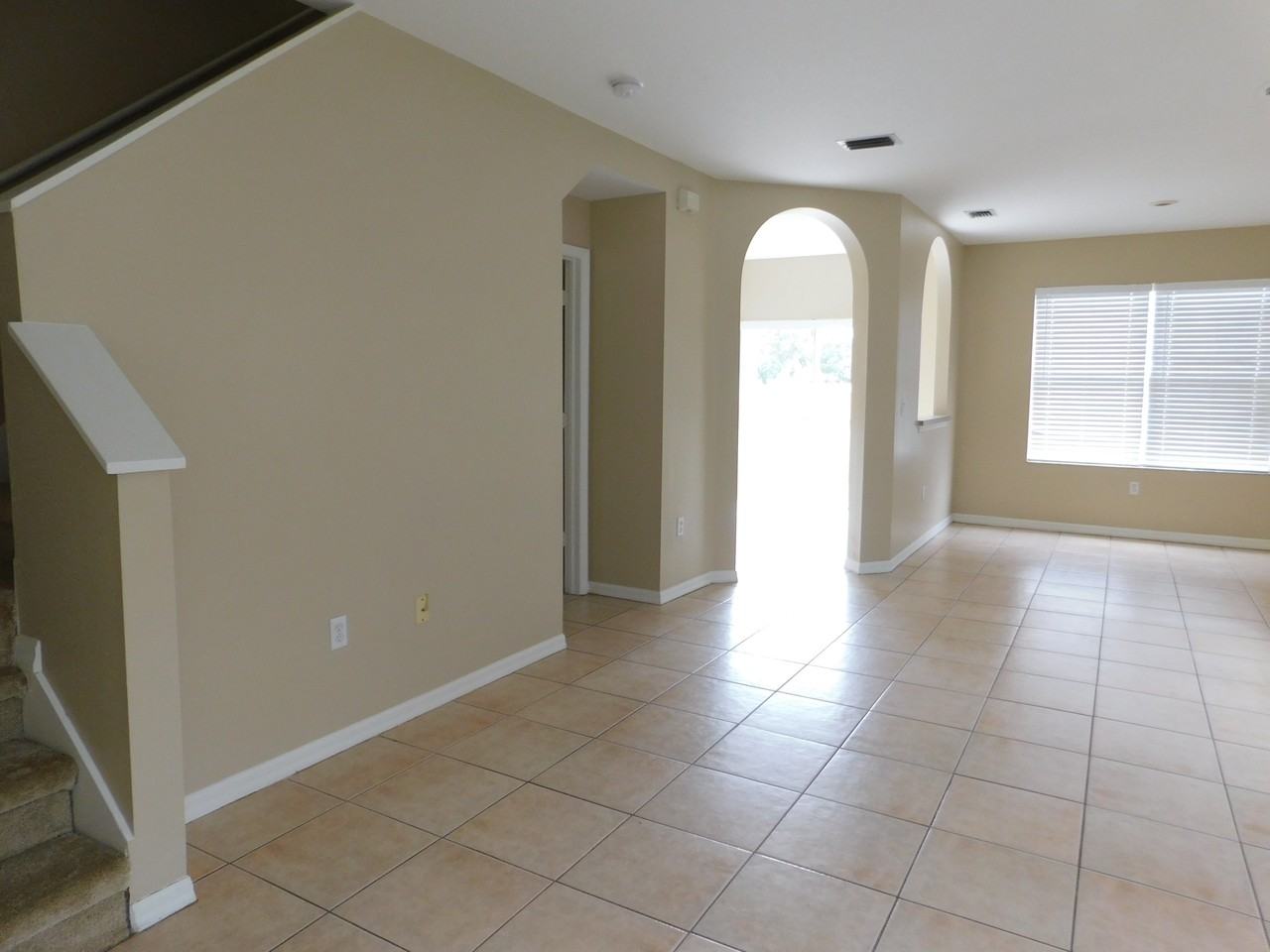 1034 Lake Shore Ranch Dr - Photo 3 of 25