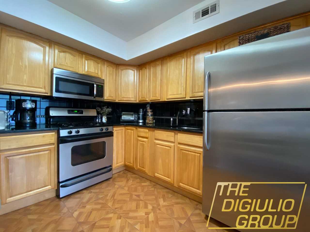 21 Wolkoff Lane - Photo 3 of 15