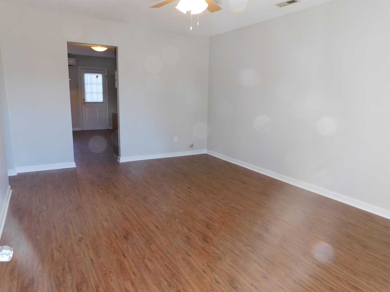 Holly Ridge Apartments - D-2, 715 Sandhill Dr. #715 Sandhi - Photo 2 of 13