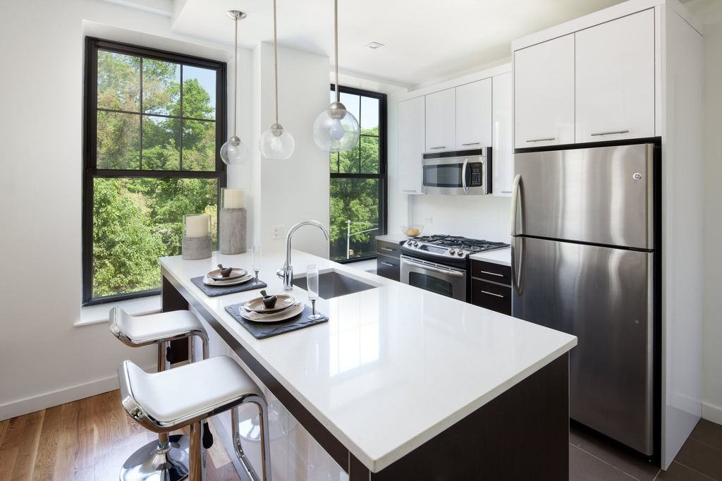 123 On the Park - Photo 3 of 16