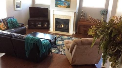 16 Victoria Dr - Photo 2 of 15