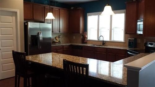 16 Victoria Dr - Photo 3 of 15