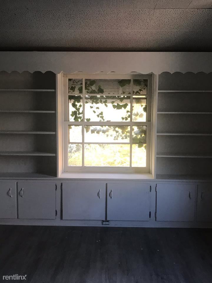 1320 Farrell Ter - Photo 2 of 7