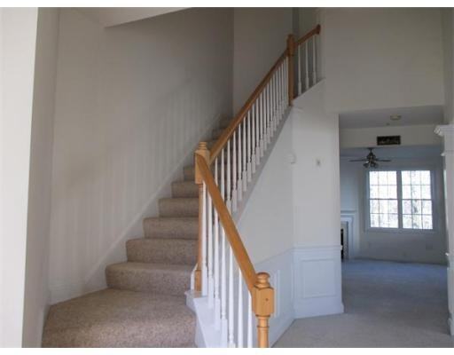 64 Tulip Cir #64 - Photo 3 of 18