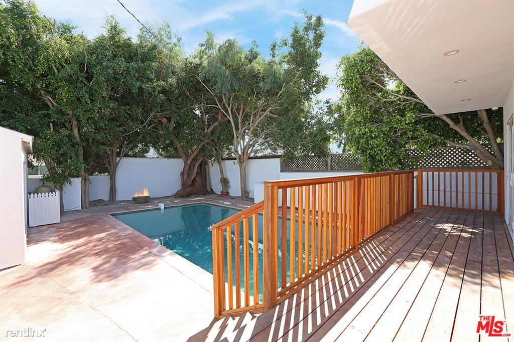 12524 Woodbine St - Photo 2 of 10