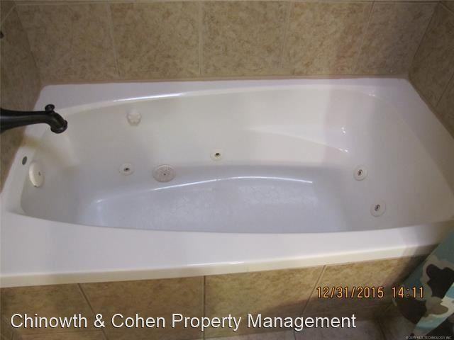 12103 E 83rd St N - Photo 3 of 10