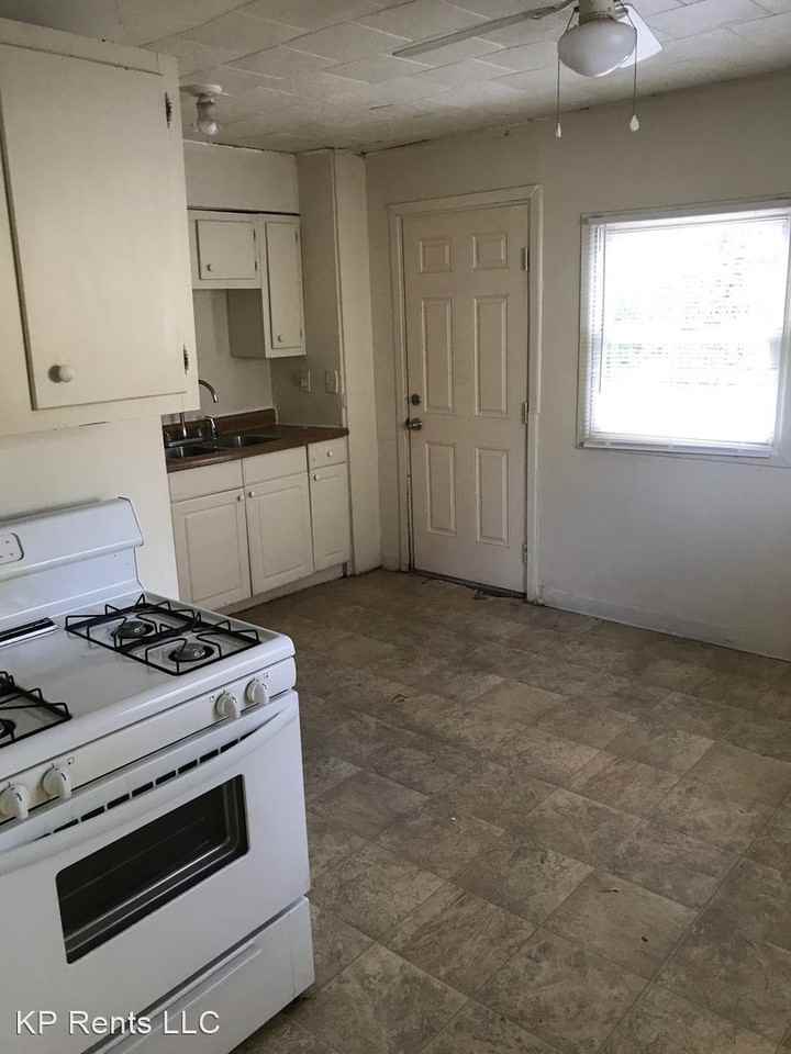 726 Ridgeway Ave - Photo 2 of 6