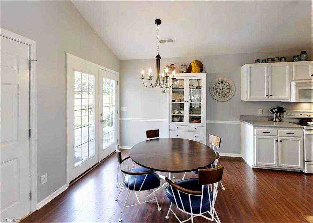 3608 Hickswood Forest Dr - Photo 3 of 10