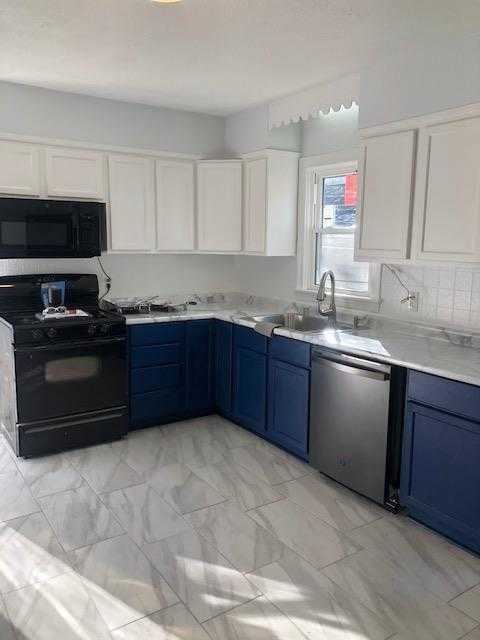 114 W Collins Ct - Photo 2 of 13