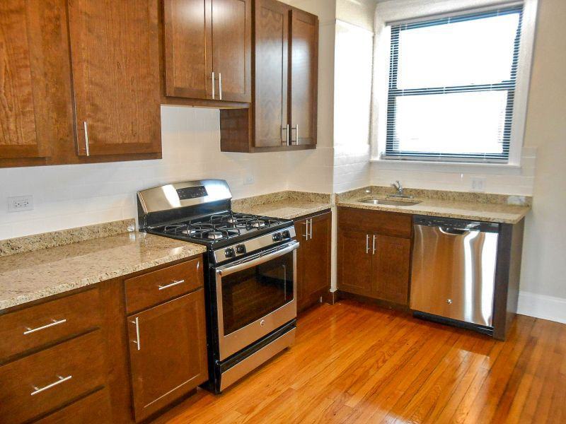 4600-06 N. Winchester / 1940-54 W. Wilson - Photo 3 of 27