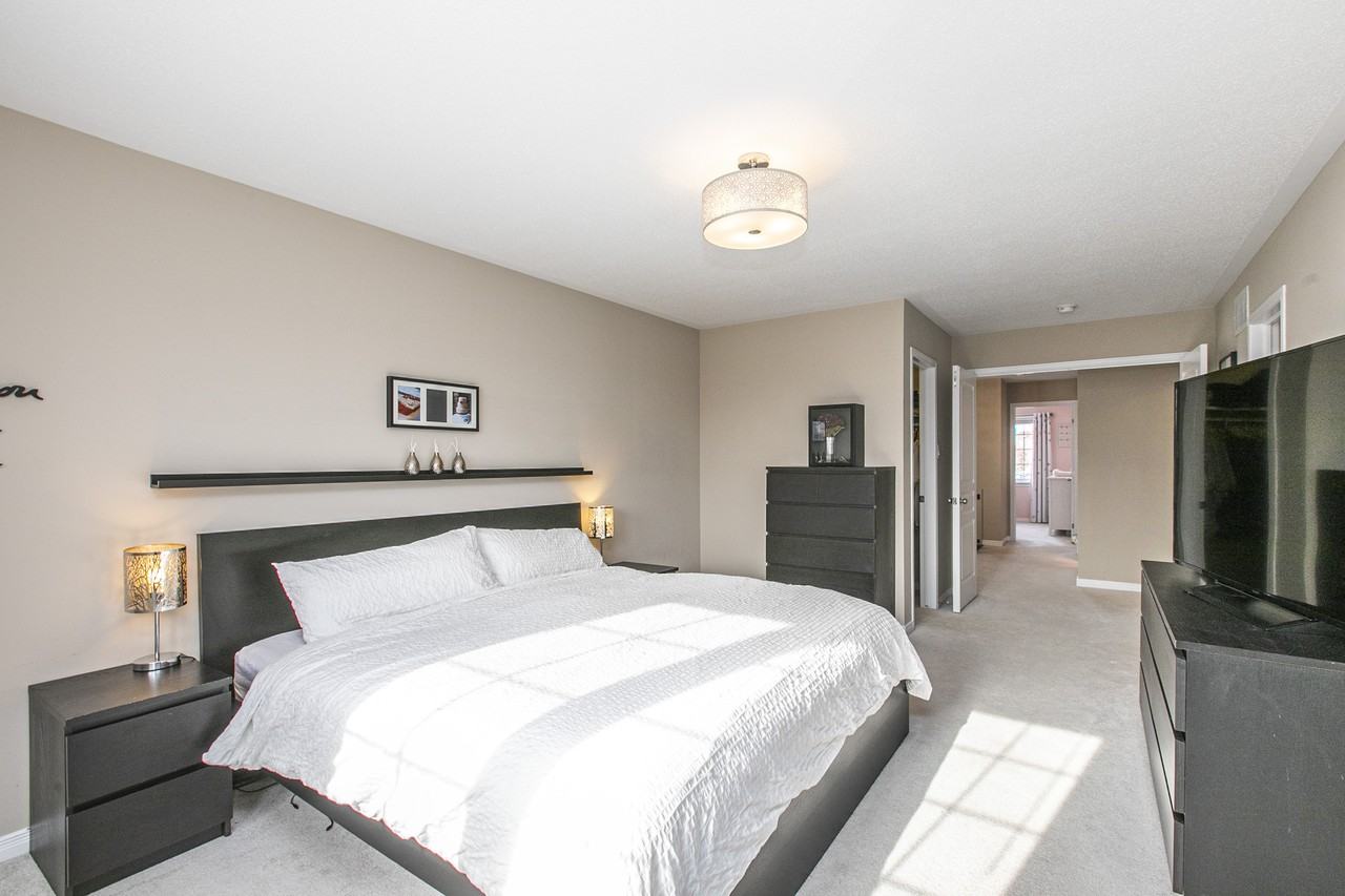 444 Ashbourne Crescent #444 - Photo 7 of 18
