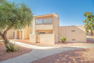 3524 W Dunlap Ave Unit 112  