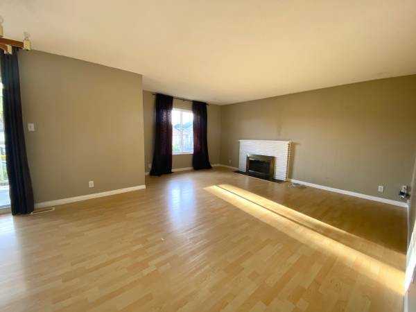 6291 Kalamalka Crescent - Photo 3 of 11