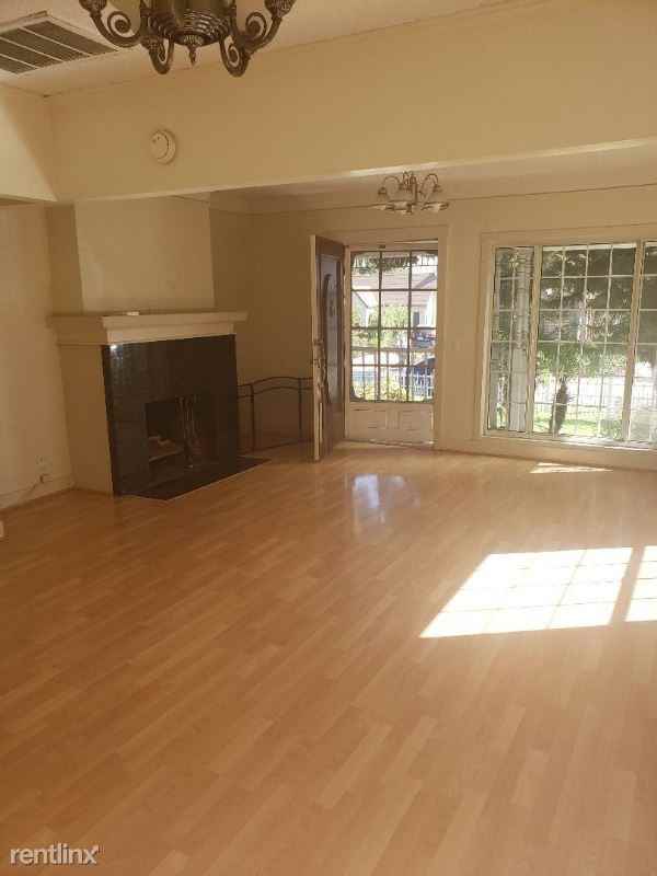 1893 Queensberry Rd - Photo 2 of 13