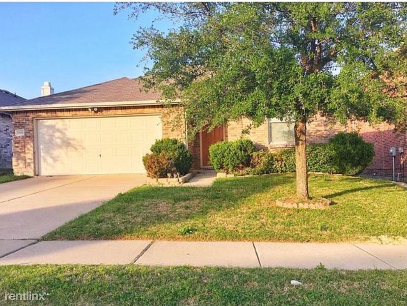 12970 Vassar Dr - Photo 2 of 18