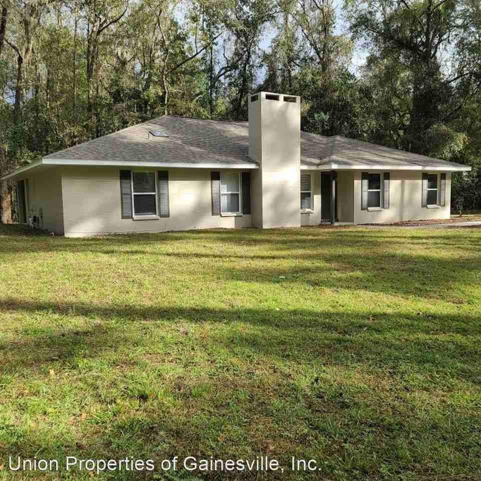 13305 N State Road 121 - Photo 2 of 17