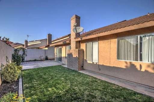 3320 Perisburg Ln - Photo 2 of 11