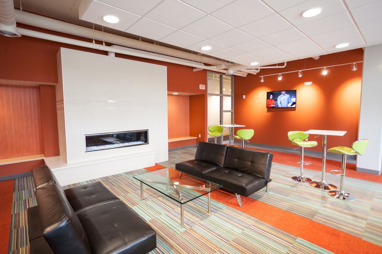 Broadway Flats - Photo 2 of 39