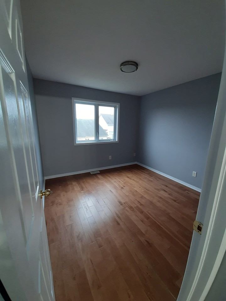 425 Cresthaven Drive #425 - Photo 3 of 3