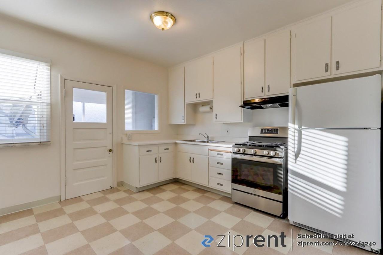 383 7th Ave - Photo 3 of 13