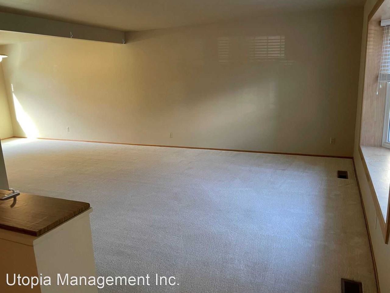 1231 Rosalia Ave - Photo 3 of 10