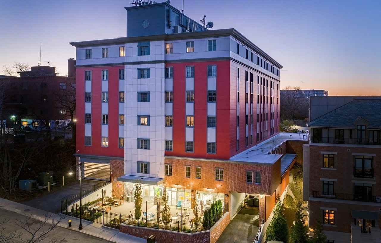 NOVA Brighton - Photo 2 of 13