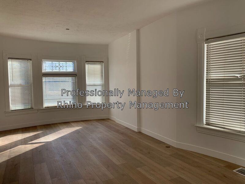 560 S 500 E #A - Photo 2 of 15